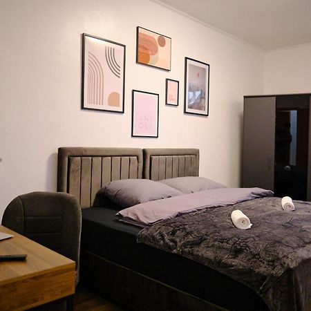 Primetime Suite Fuer 8+Kueche/Wifi Essen Exteriér fotografie