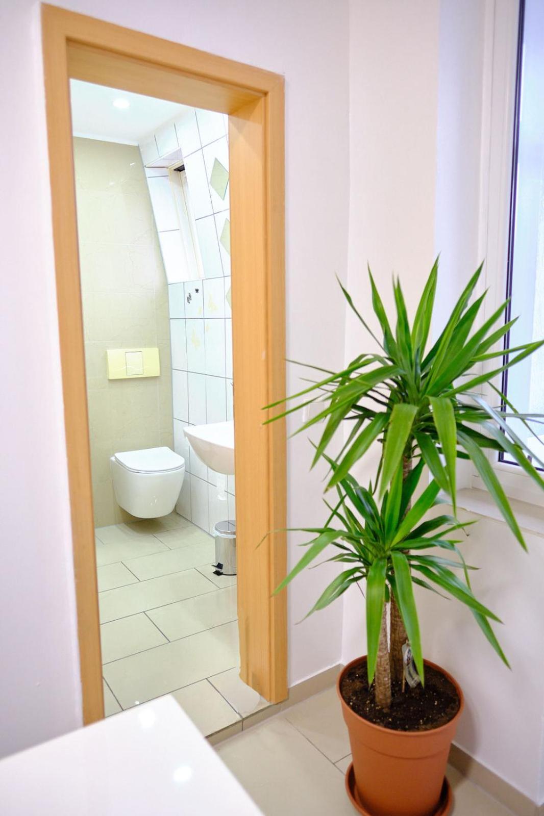 Primetime Suite Fuer 8+Kueche/Wifi Essen Exteriér fotografie