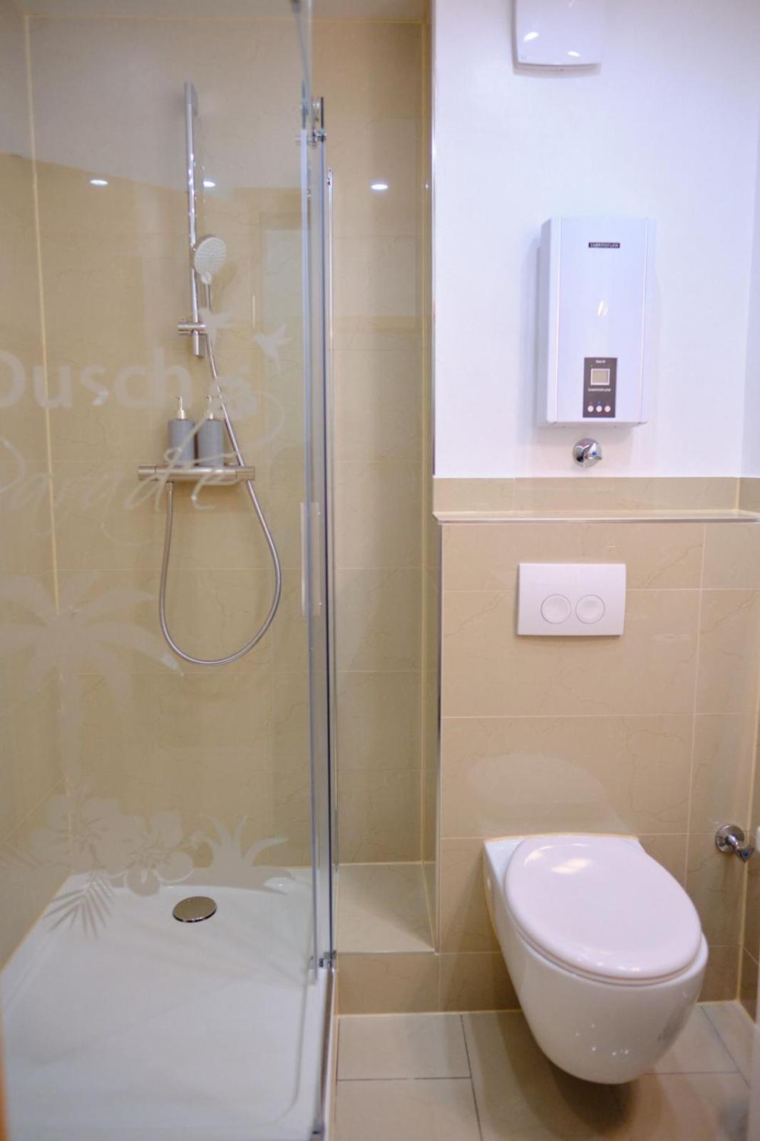 Primetime Suite Fuer 8+Kueche/Wifi Essen Exteriér fotografie